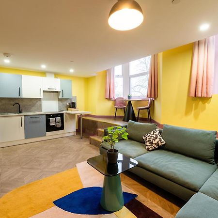 Aaron Wise - 51 Fitzhamon Apartments 卡迪夫 外观 照片
