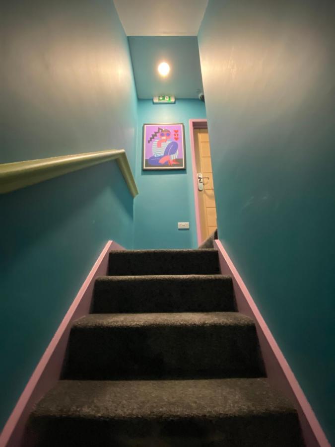 Aaron Wise - 51 Fitzhamon Apartments 卡迪夫 外观 照片